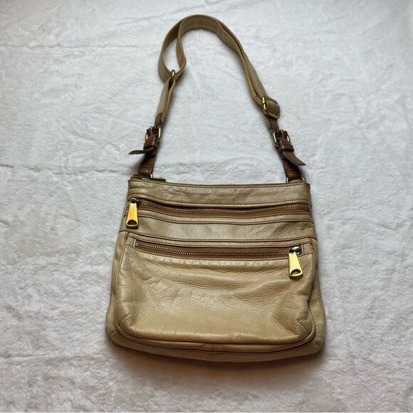 Fossil Explorer Crossbody Leather Purse - Picture 2 of 16